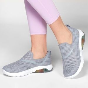 Skechers GOwalk Air Twirl Comfort Sneakers
